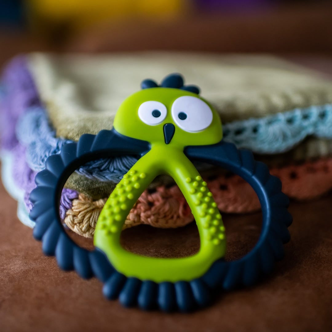 Tommee Tippee - Kalani Mini Sensory Teething Toy, 3m+ - Tommee Tippee